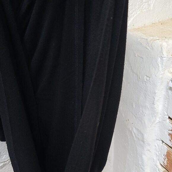 Premise sequence cowl neckline blouse - Picture 6 of 7